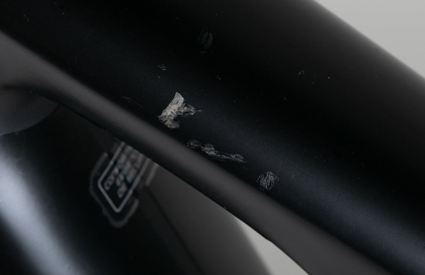 Specialized Turbo Levo 3 Comp Carbon - käytetty sähköpyörä 157-173 cm ajajalle