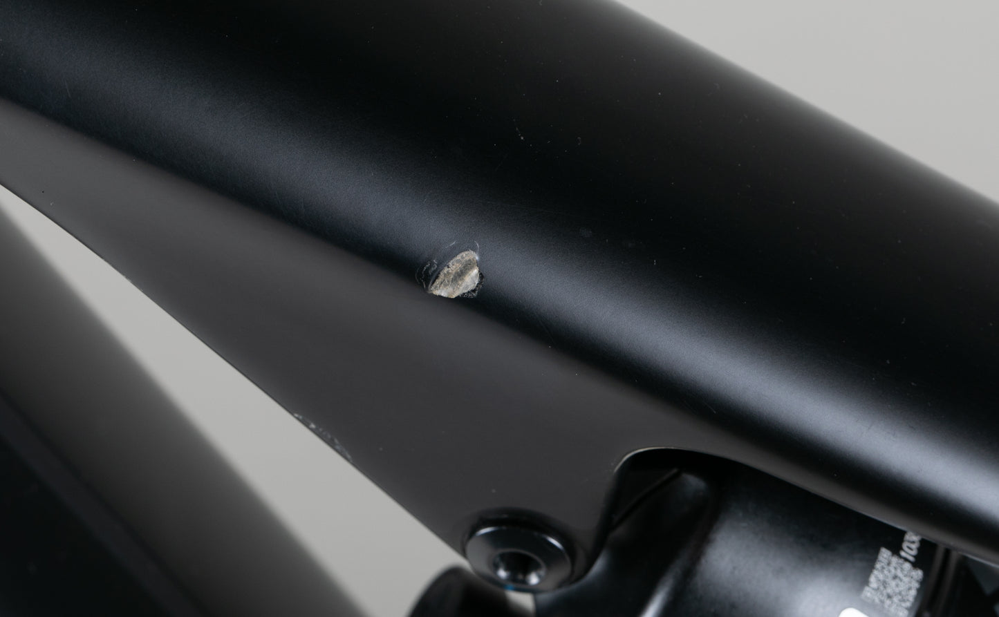 Specialized Turbo Levo 3 Comp Carbon - käytetty sähköpyörä 157-173 cm ajajalle