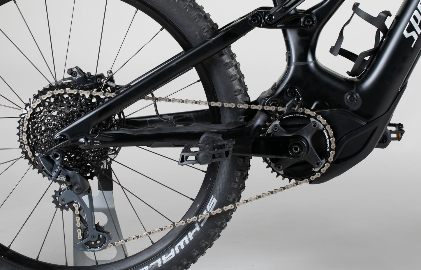 Specialized Turbo Levo 3 Comp Carbon - käytetty sähköpyörä 157-173 cm ajajalle