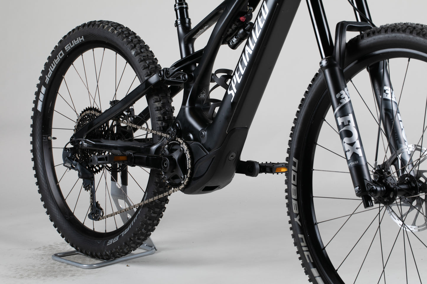 Specialized Turbo Levo 3 Comp Carbon - käytetty sähköpyörä 157-173 cm ajajalle