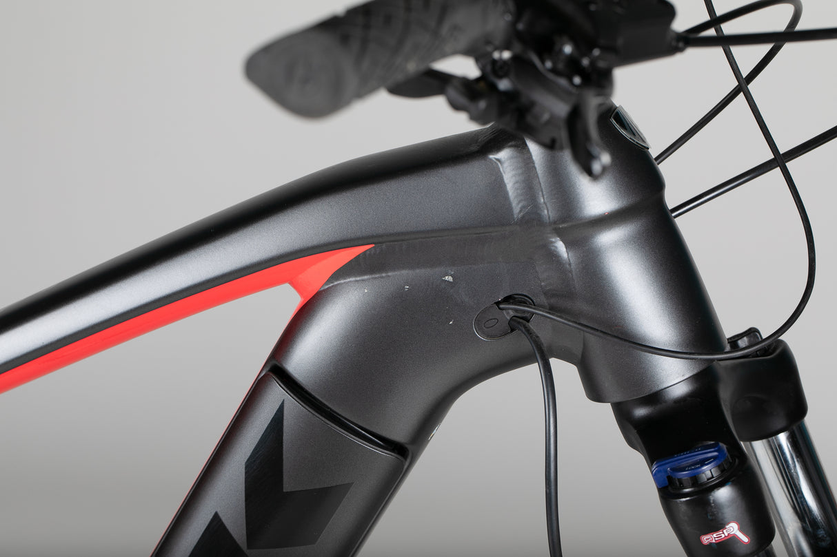 Trek Powerfly 4 - käytetty sähköpyörä 177-188 cm ajajalle