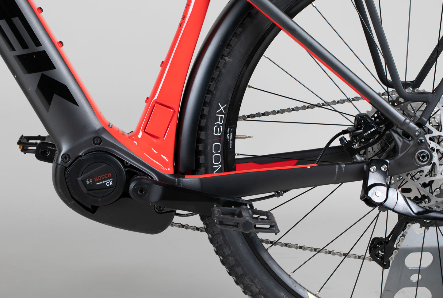 Trek Powerfly 4 625w Gen 4 - käytetty sähköpyörä 175-189 cm ajajalle