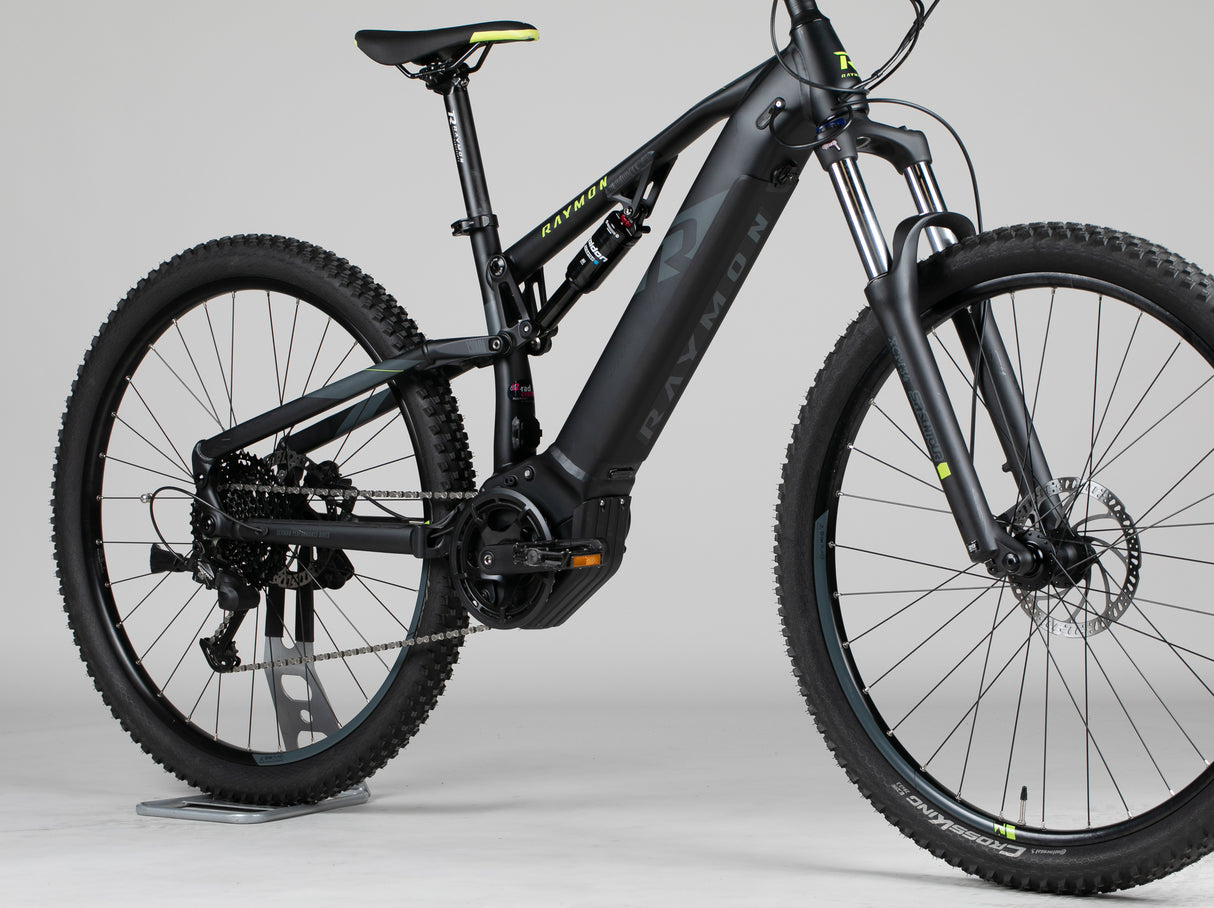 RAYMON FullRay 130E 4.0 - käytetty sähköpyörä 160-170 cm ajajalle