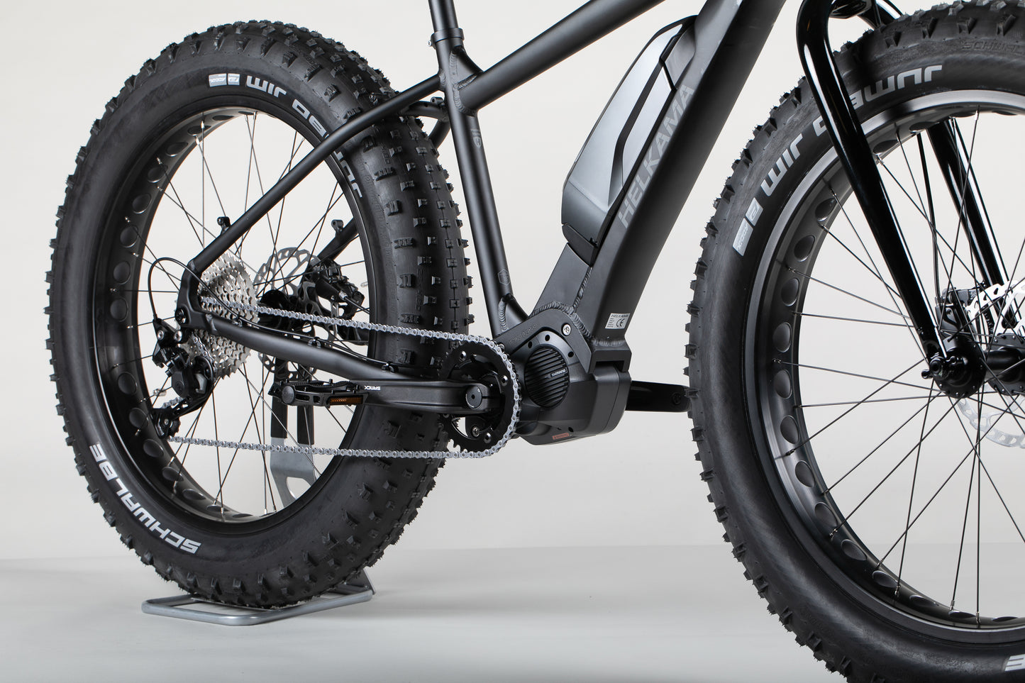 Helkama FE10 - uusi sähköfatbike 160-180 cm ajajalle