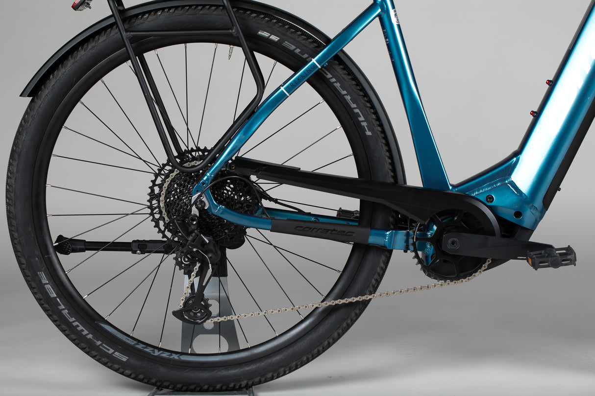 Corratec E-Power Trekking 28 CX6 - käytetty sähköpyörä 165-190 cm ajajalle