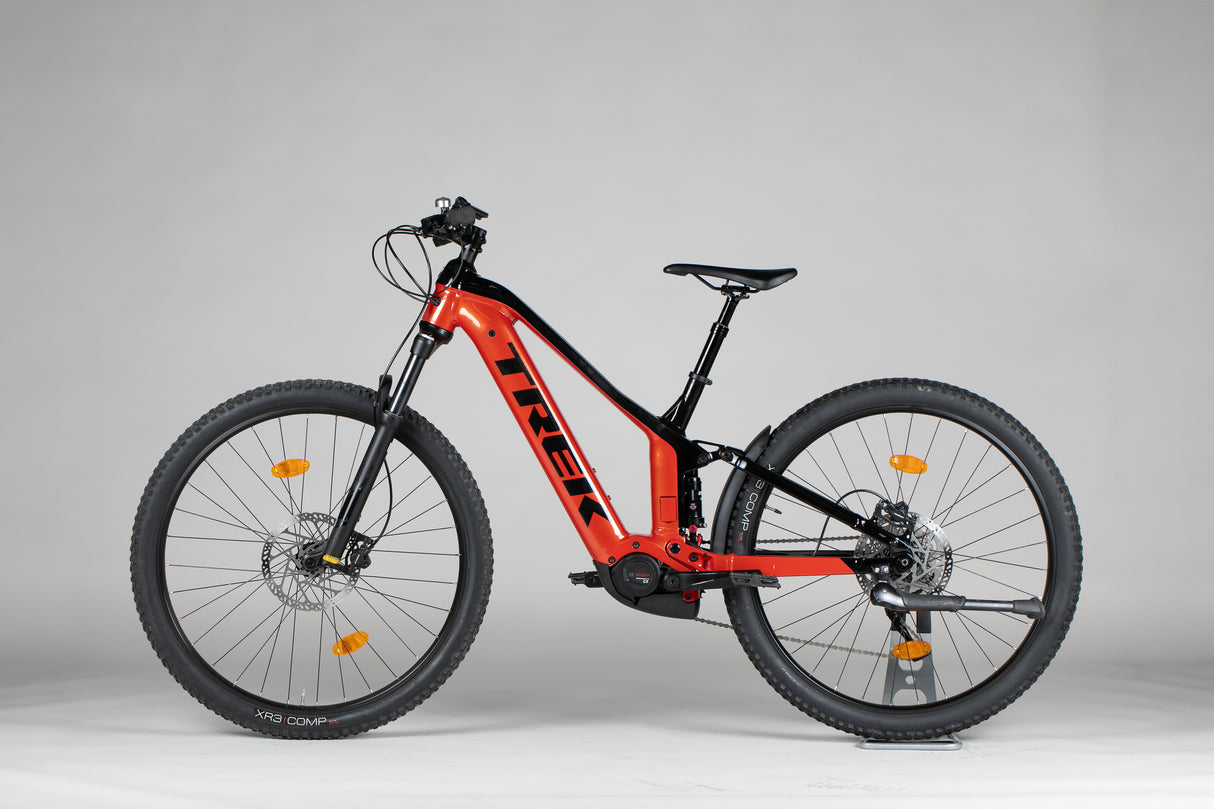 Trek Powerfly FS 4 - käytetty sähköpyörä 165-178 cm ajajalle