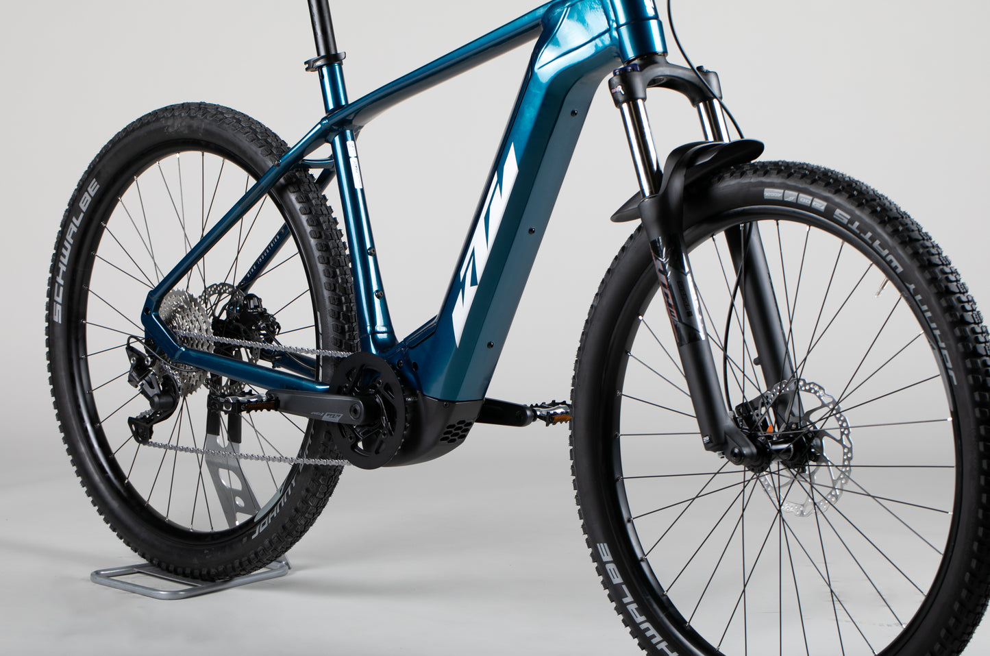 KTM Macina Team 691 - outlet-sähköpyörä 182-198 cm ajajalle