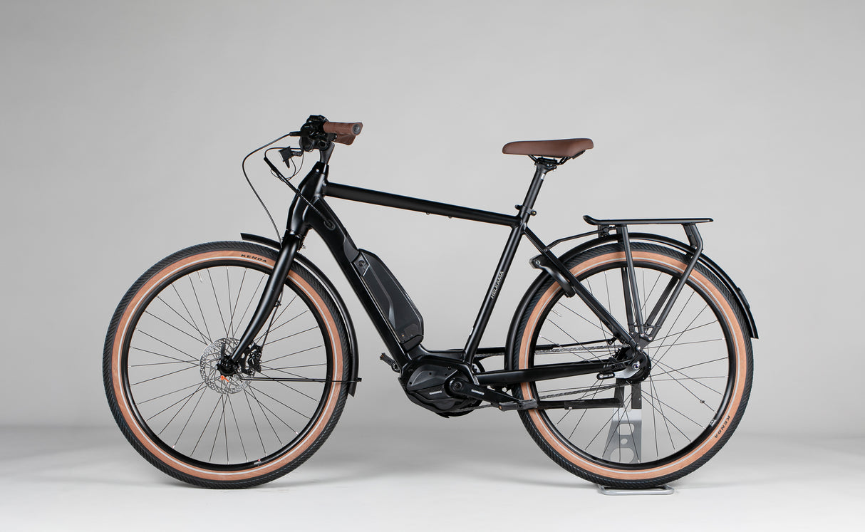 Helkama e-Oiva 5v - käytetty sähköpyörä 170-190 cm ajajalle