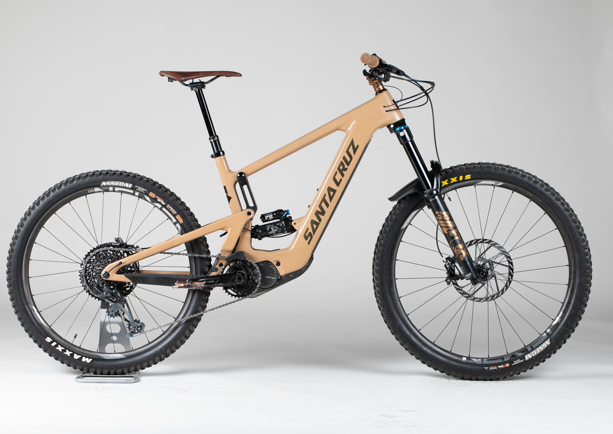 Santa Cruz Bullit S / Carbon Cc - käytetty sähköpyörä 174–185 cm ajajalle