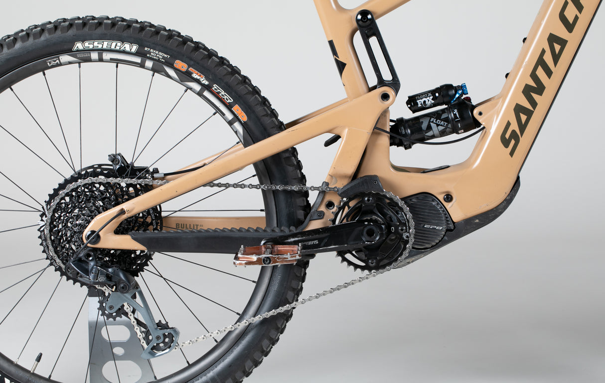 Santa Cruz Bullit S / Carbon Cc - käytetty sähköpyörä 174–185 cm ajajalle