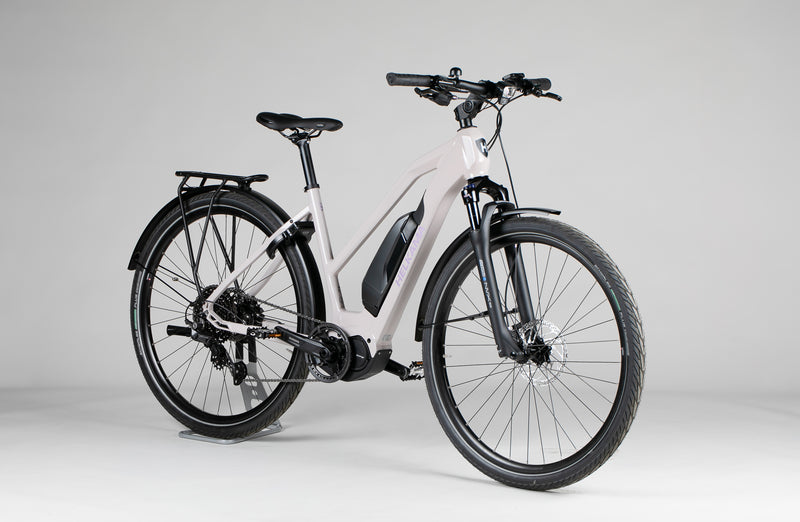 Helkama SE 10v 28″ - outlet-sähköpyörä 160-180 cm ajajalle