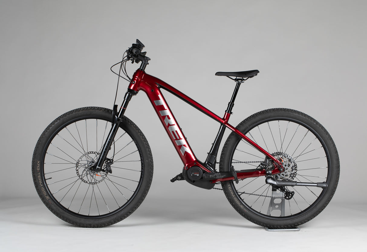 Trek Powerfly 7 Gen 4 - käytetty sähköpyörä 165-176 cm ajajalle