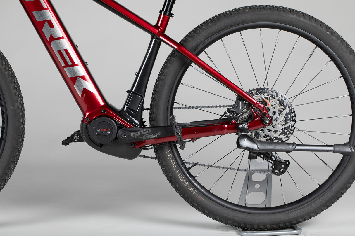 Trek Powerfly 7 Gen 4 - käytetty sähköpyörä 165-176 cm ajajalle