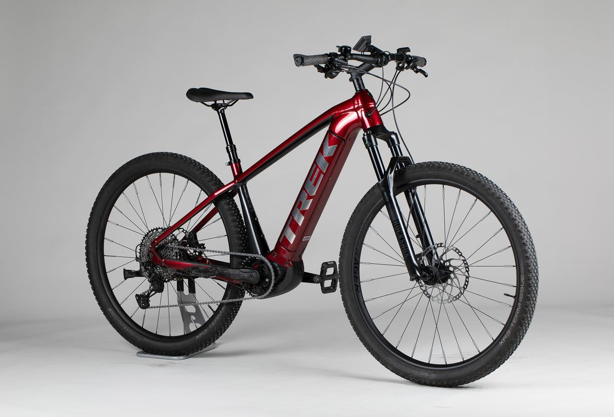 Trek Powerfly 7 Gen 4 - käytetty sähköpyörä 165-176 cm ajajalle