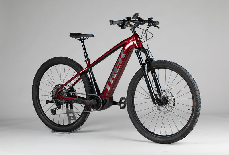 Trek Powerfly 7 Gen 4 - käytetty sähköpyörä 165-176 cm ajajalle