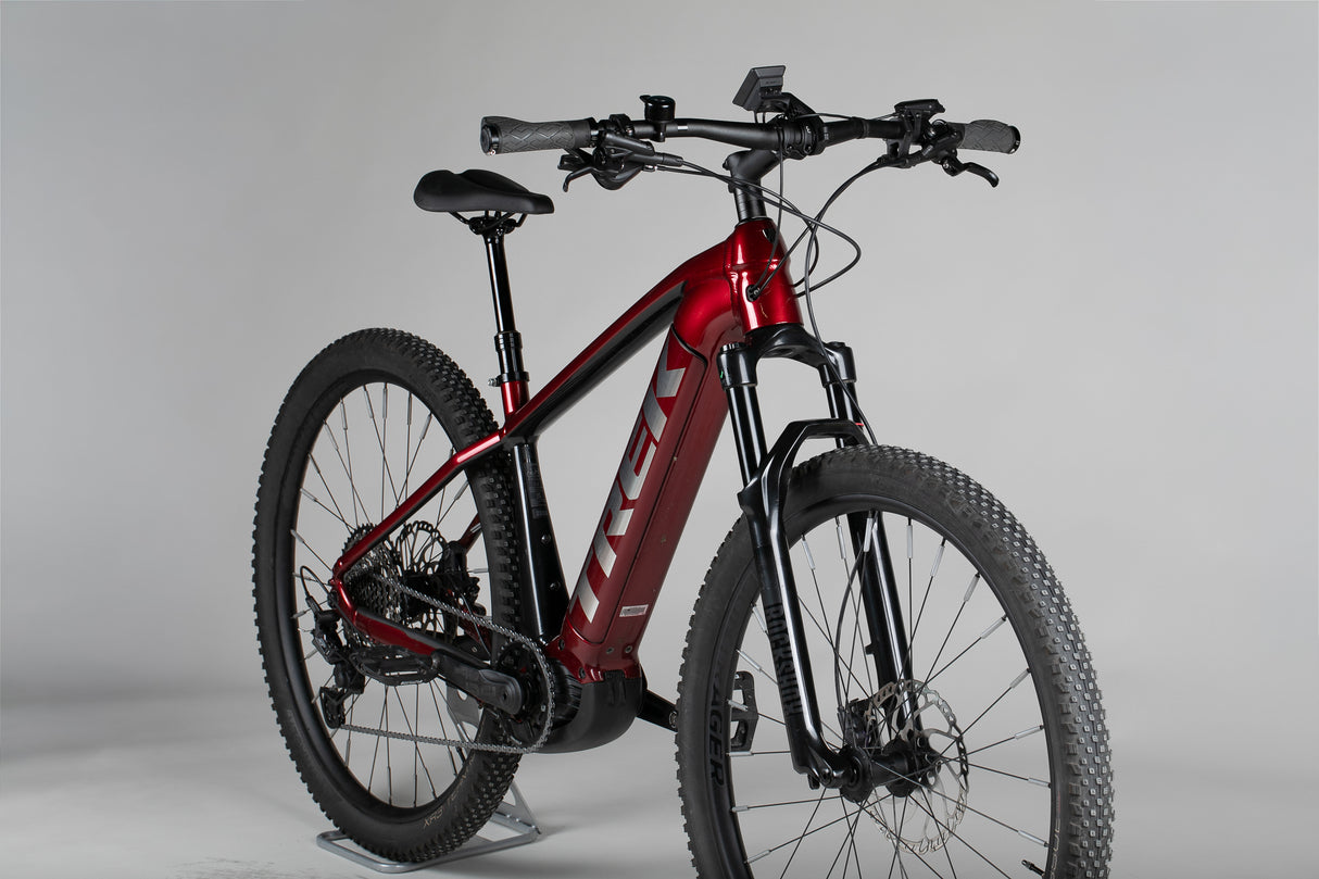 Trek Powerfly 7 Gen 4 - käytetty sähköpyörä 165-176 cm ajajalle