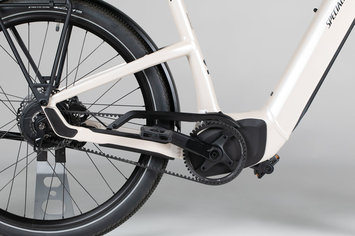 Specialized Turbo Como 3.0 Igh - käytetty sähköpyörä 176-187 cm ajajalle