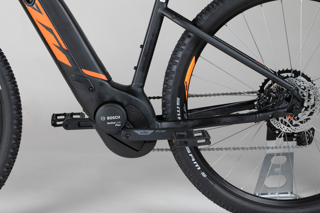 KTM Macina Ride 591 - outlet-sähköpyörä 175-184 cm ajajalle