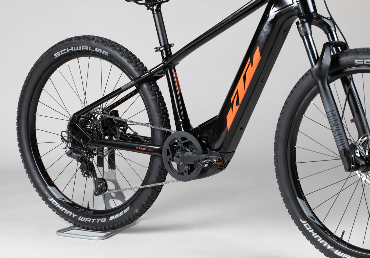 KTM Macina Team 772 - outlet-sähköpyörä 152-164 cm ajajalle