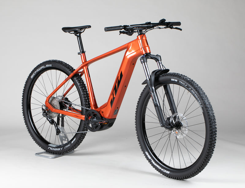KTM Macina Team 793 - outlet-sähköpyörä 182-192 cm ajajalle