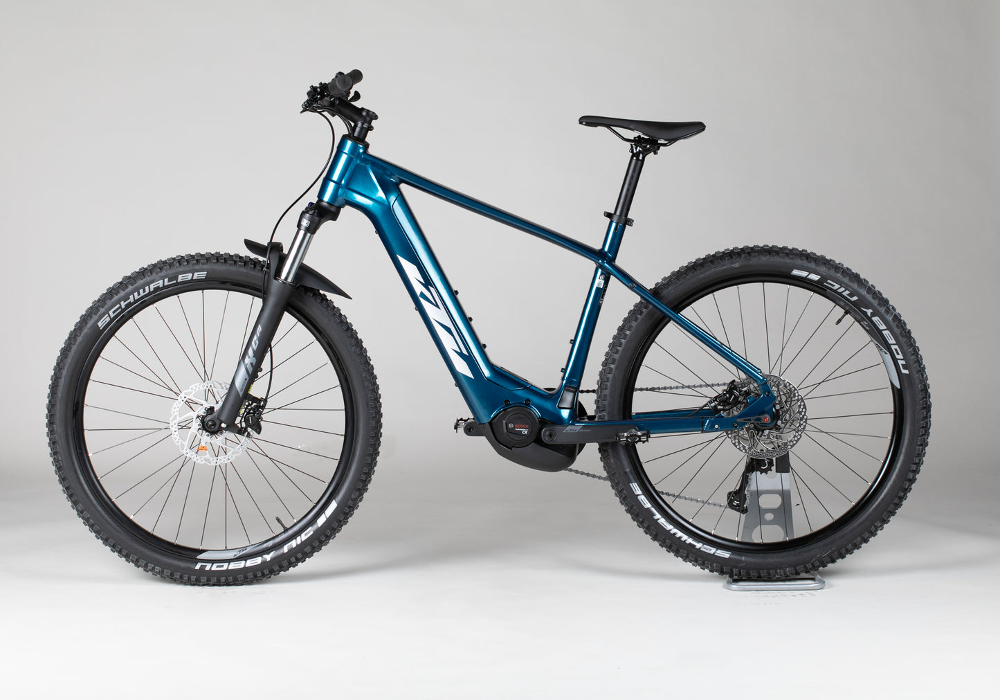 KTM Macina Team 671 - outlet-sähköpyörä 176-187 cm ajajalle