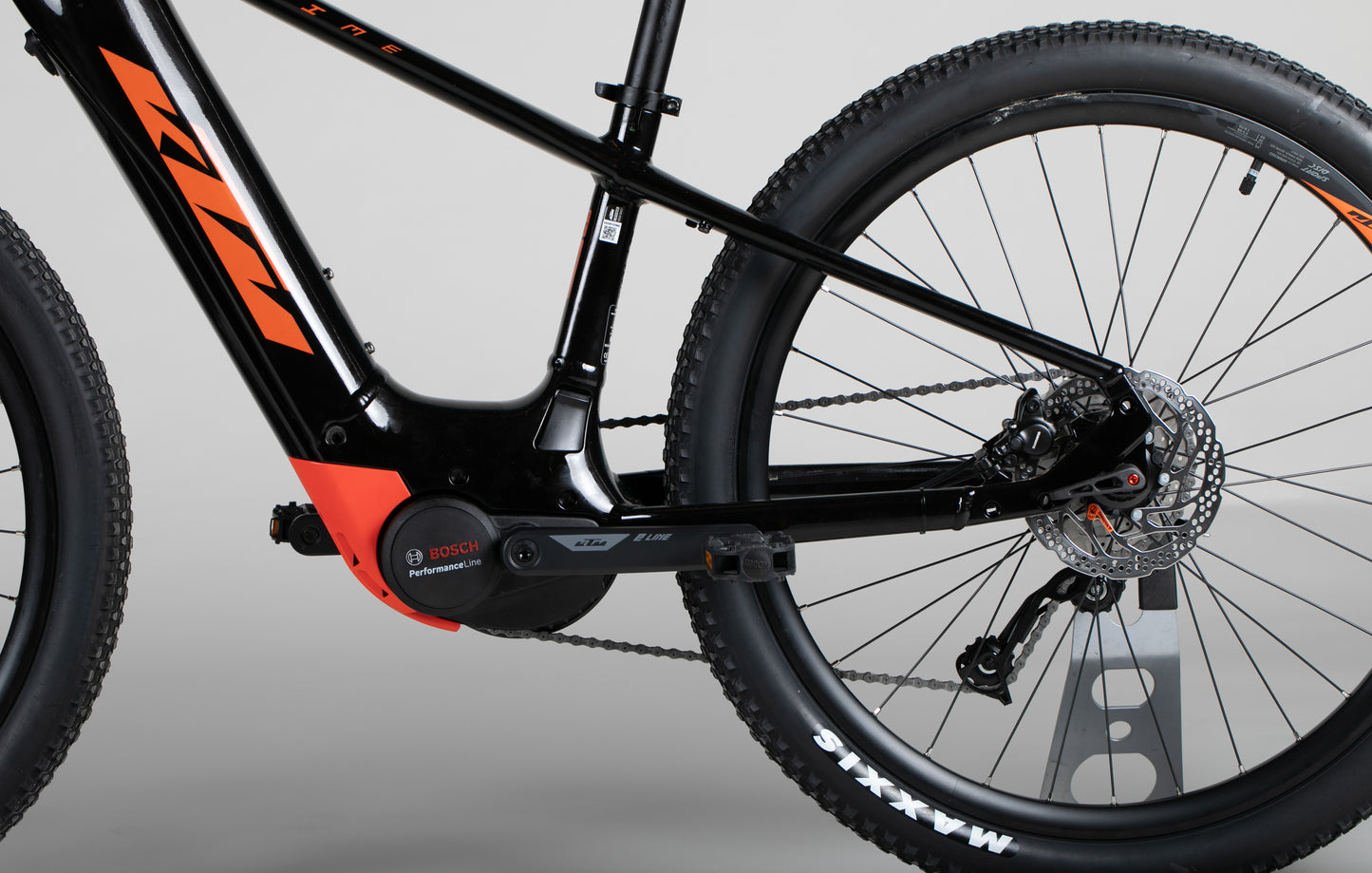 KTM Macina MiniMe 561 - outlet-sähköpyörä 152-170 cm ajajalle