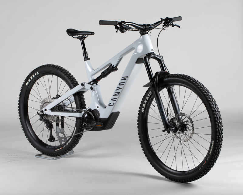 Canyon Spectral:ON CF 7 - käytetty sähköpyörä 183-192 cm ajajalle