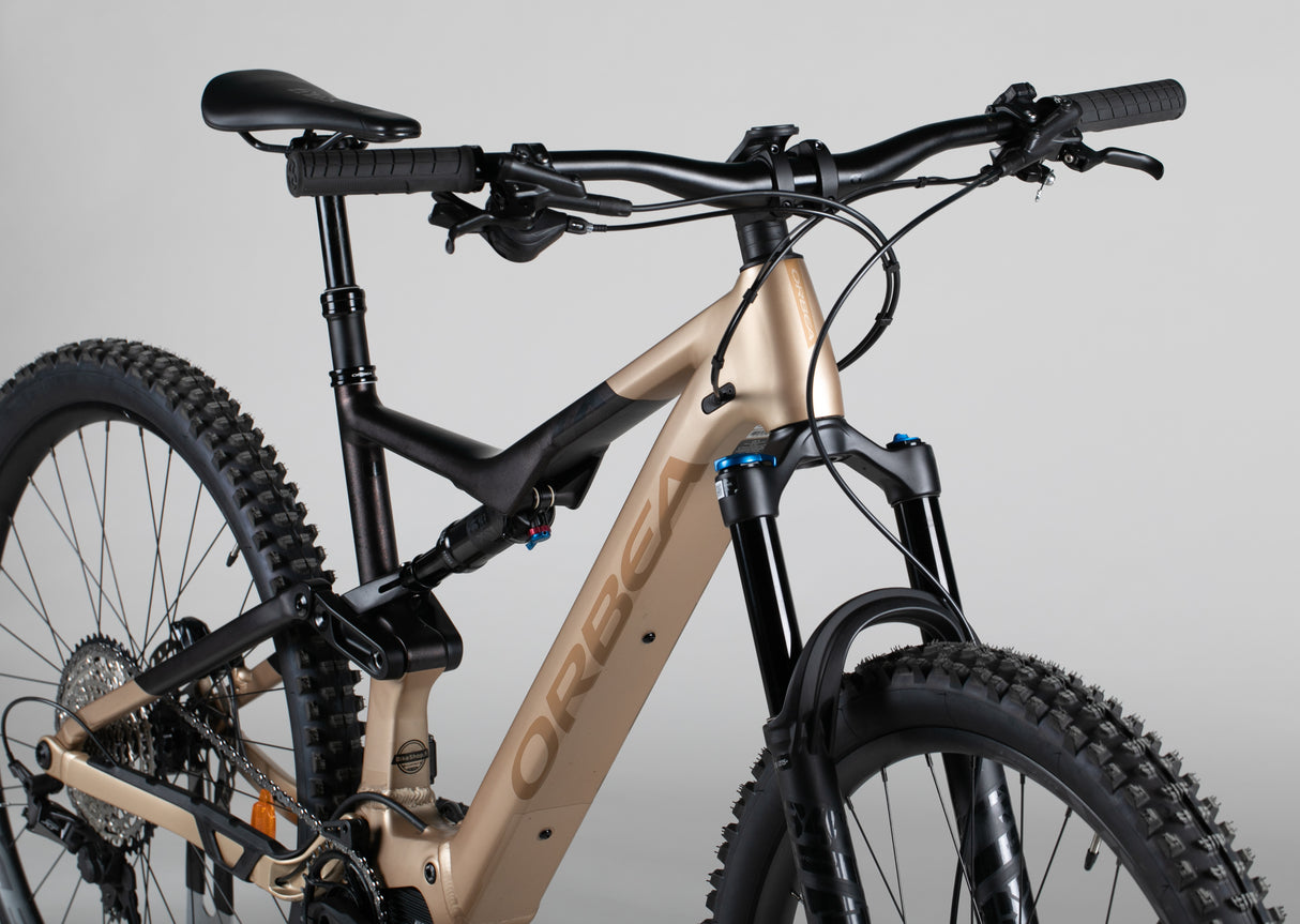 Orbea Rise H20 - käytetty sähköpyörä 178-189 cm ajajalle