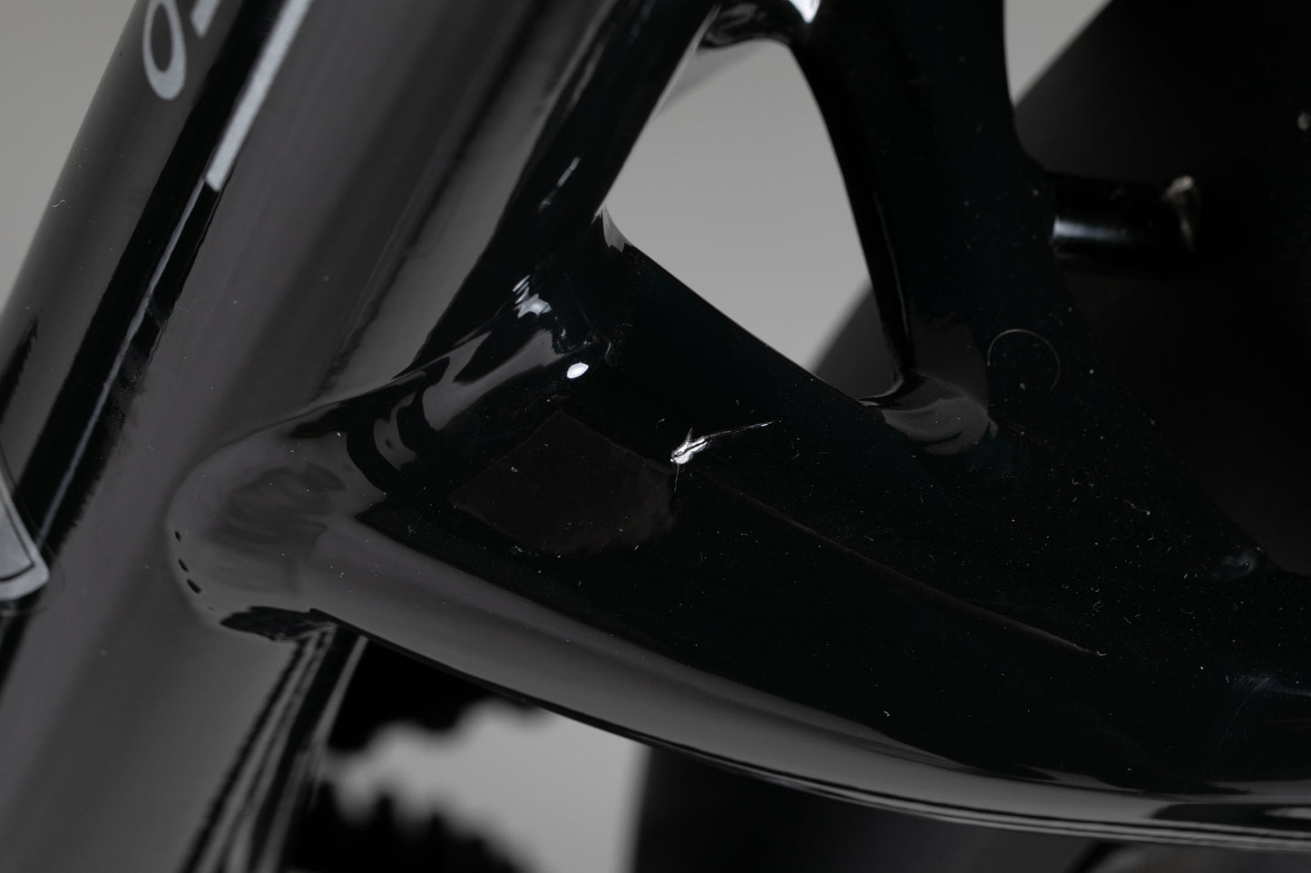 Specialized Turbo Como 4.0 IGH - käytetty sähköpyörä 176–187 cm ajajalle