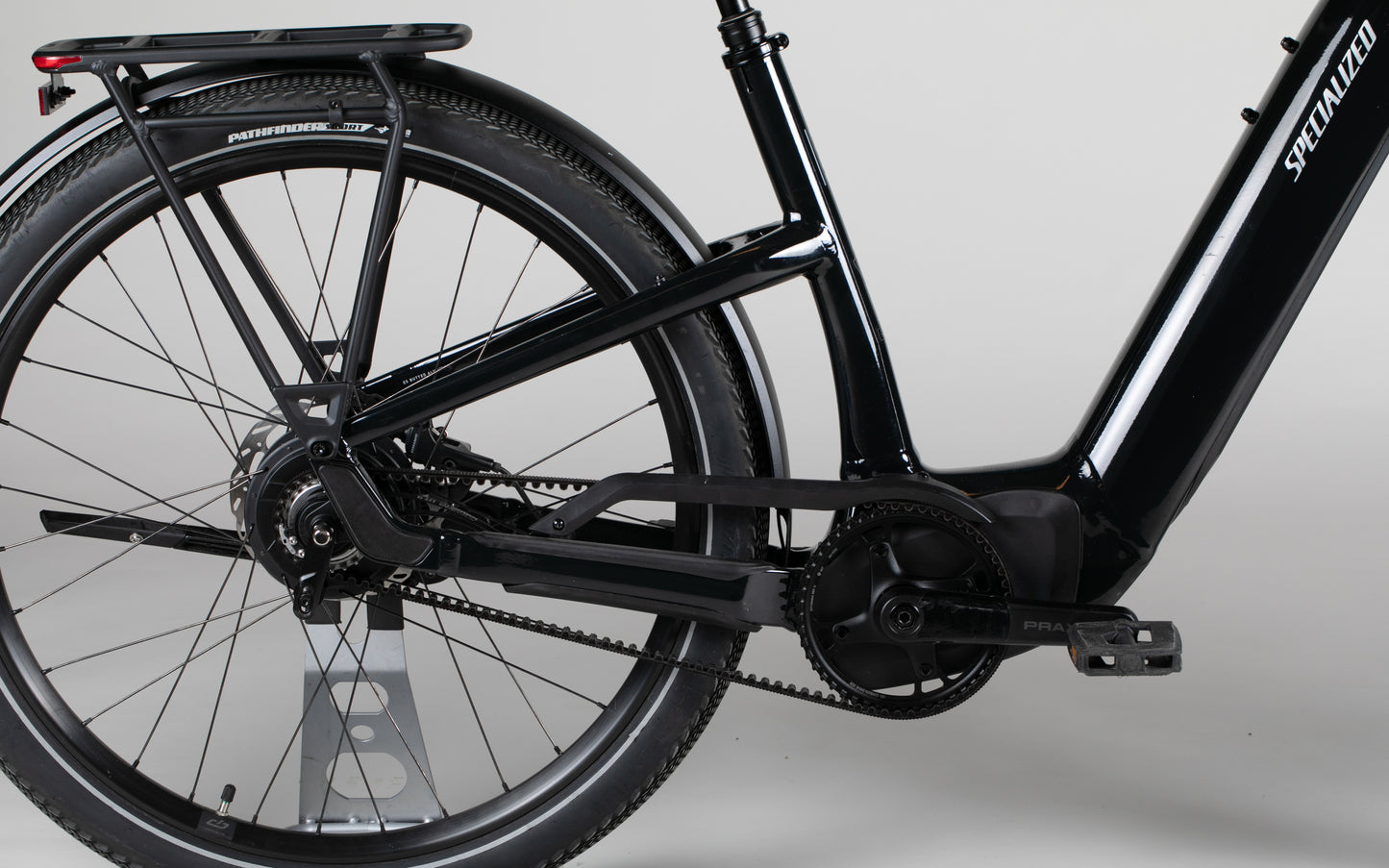 Specialized Turbo Como 4.0 IGH - käytetty sähköpyörä 176–187 cm ajajalle