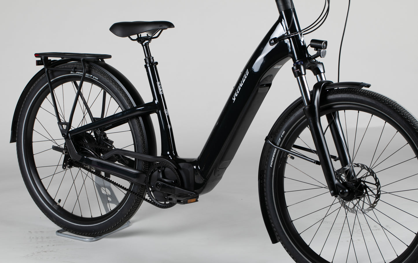 Specialized Turbo Como 4.0 IGH - käytetty sähköpyörä 176–187 cm ajajalle