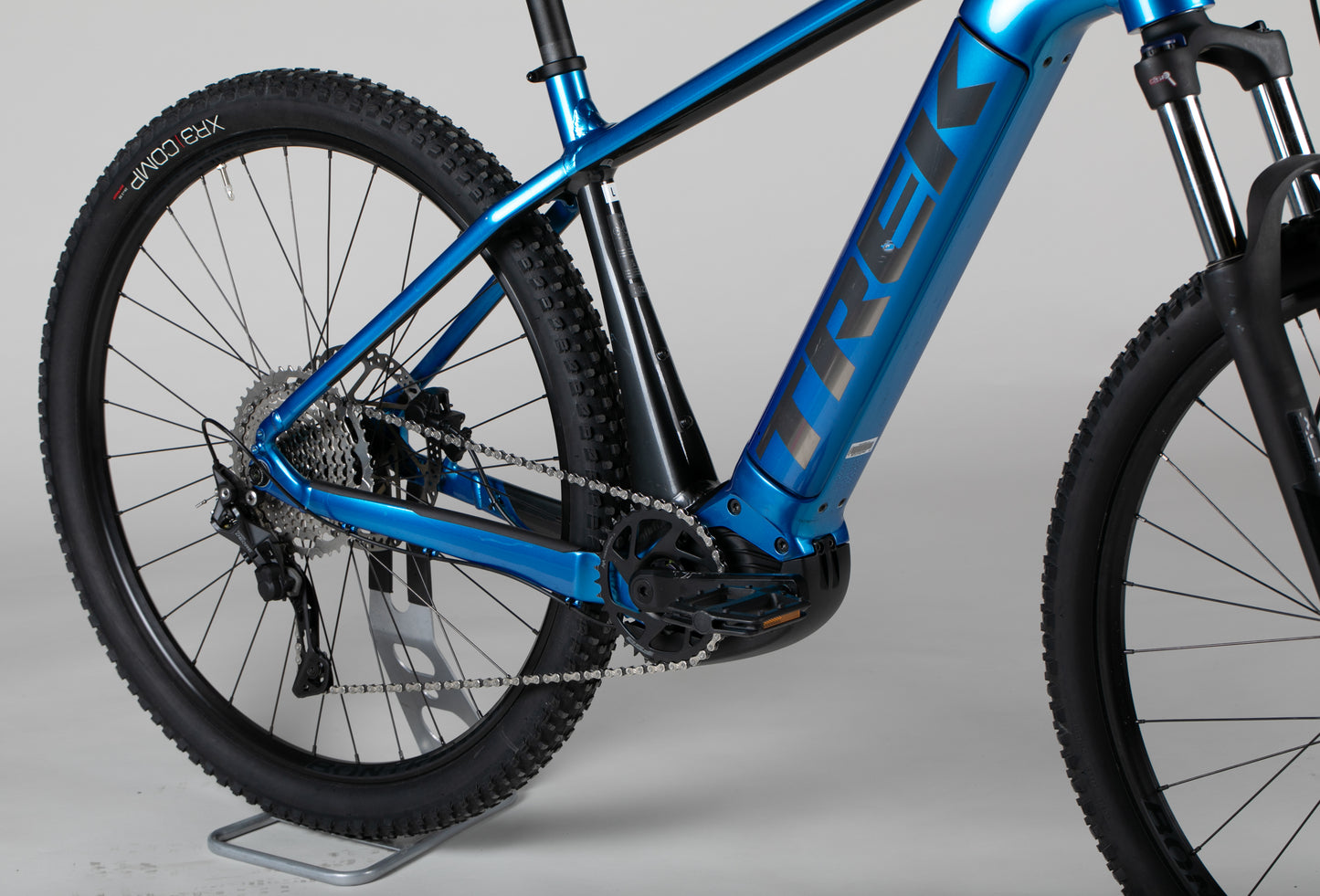 Trek Powerfly 4 625 - käytetty sähköpyörä 177-188 cm ajajalle