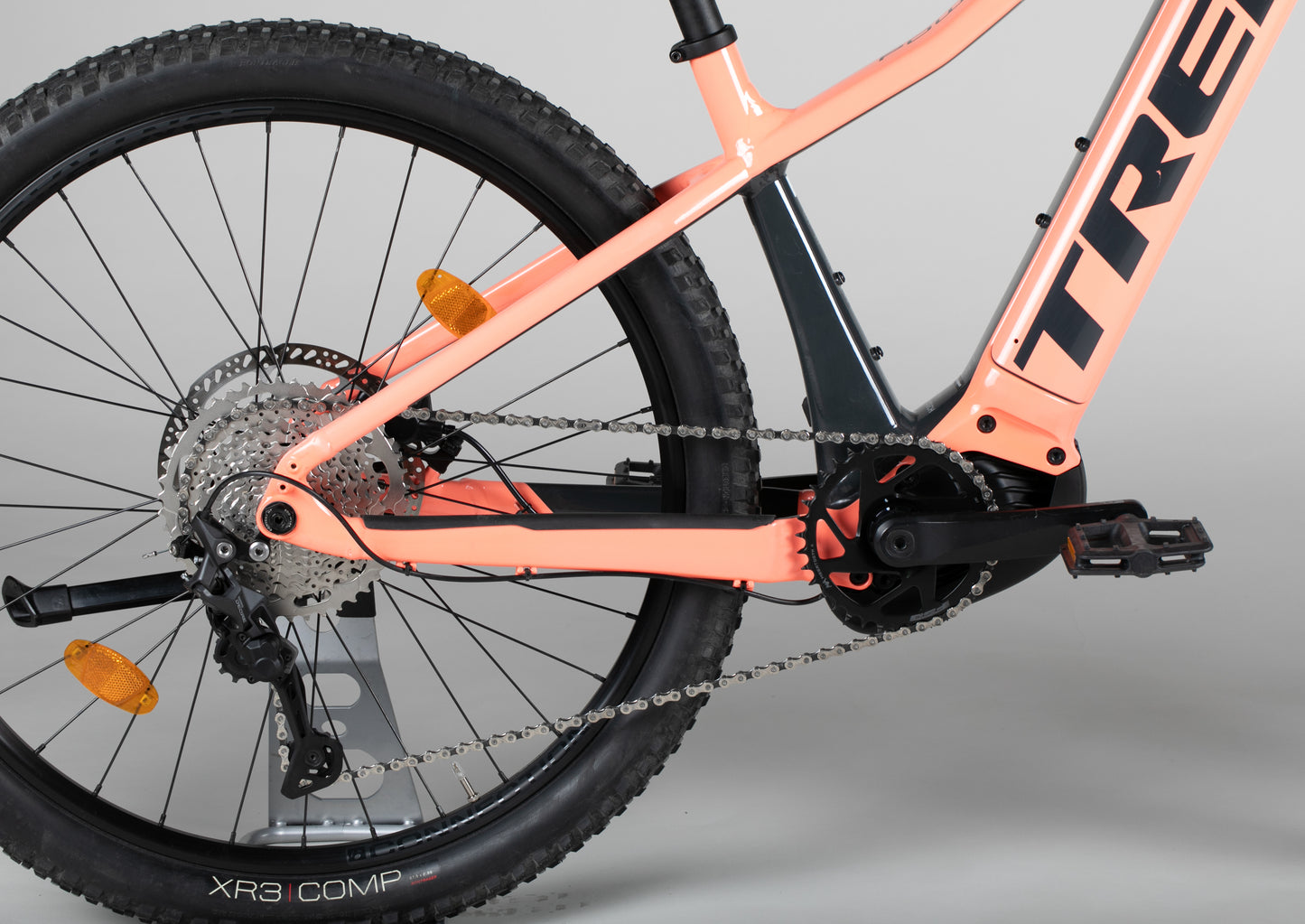 Trek Powerfly 4 - käytetty sähköpyörä 155-165 cm ajajalle