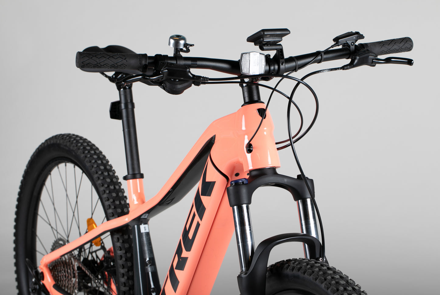 Trek Powerfly 4 - käytetty sähköpyörä 155-165 cm ajajalle