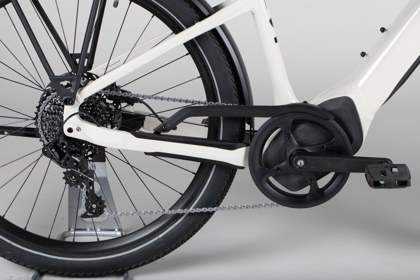 Specialized Turbo Vado 4.0 - käytetty sähköpyörä 178-185 cm ajajalle