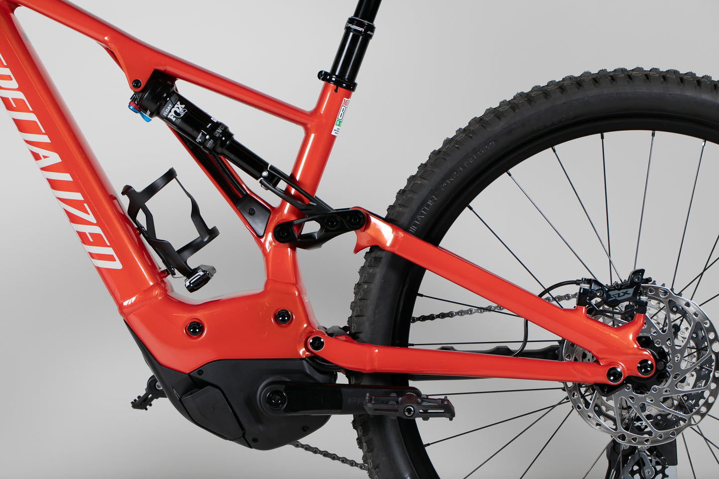 Specialized Turbo Levo Comp - käytetty sähköpyörä ajajalle 168-180 cm