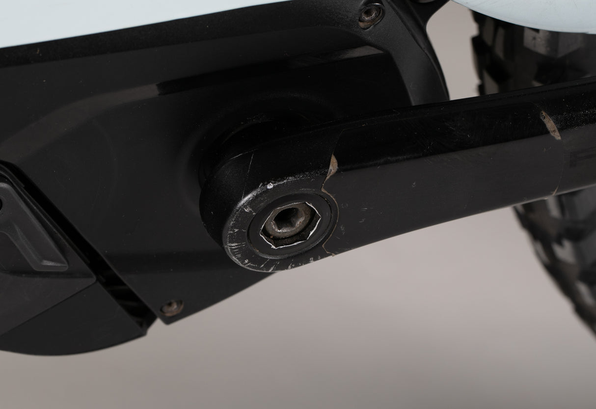 Specialized Turbo Levo Alloy - käytetty sähköpyörä 173-188 cm ajajalle