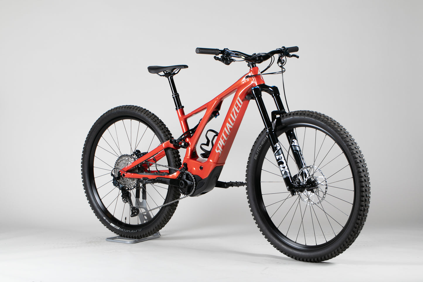 Specialized Turbo Levo Comp - käytetty sähköpyörä ajajalle 168-180 cm