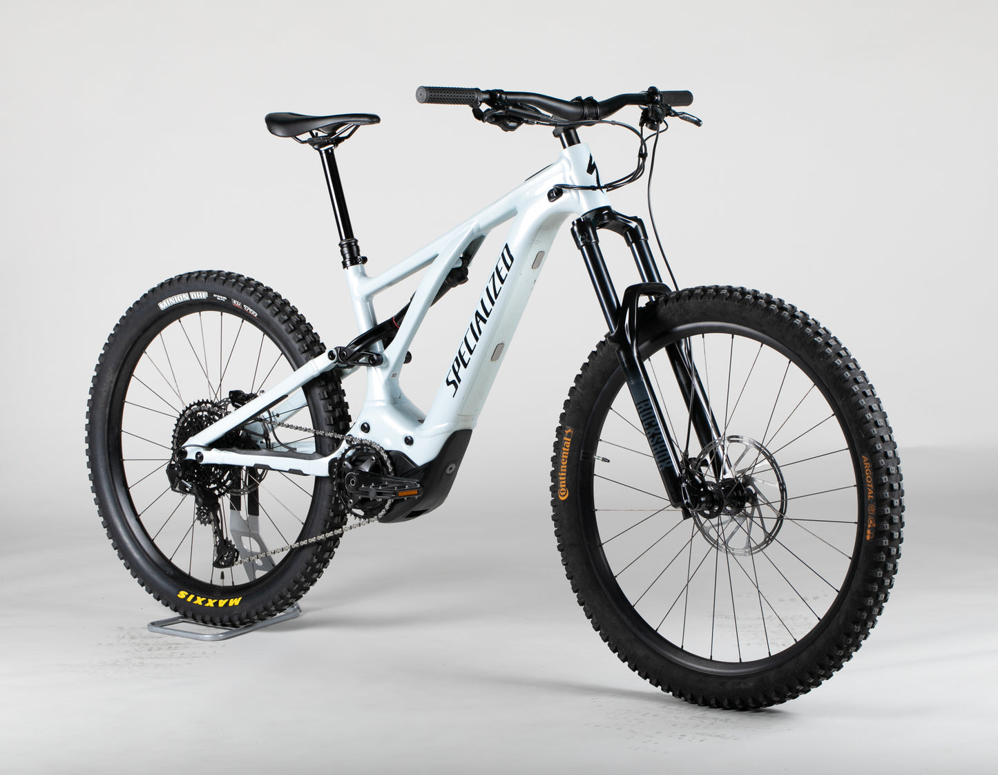 Specialized Turbo Levo Alloy - käytetty sähköpyörä 173-188 cm ajajalle