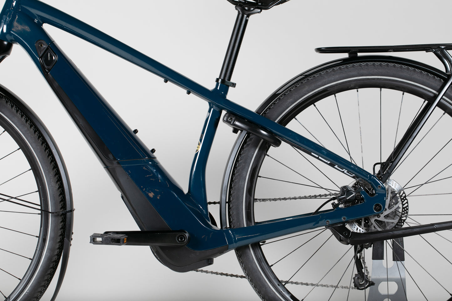 Specialized Turbo Vado 3.0 - käytetty sähköpyörä ajajalle 155-170 cm