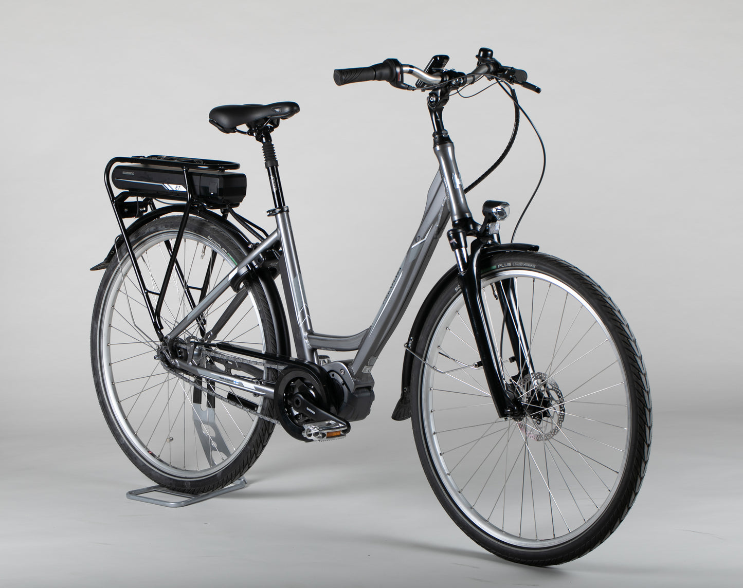 Helkama E7i - käytetty sähköpyörä 150-170 cm ajajalle