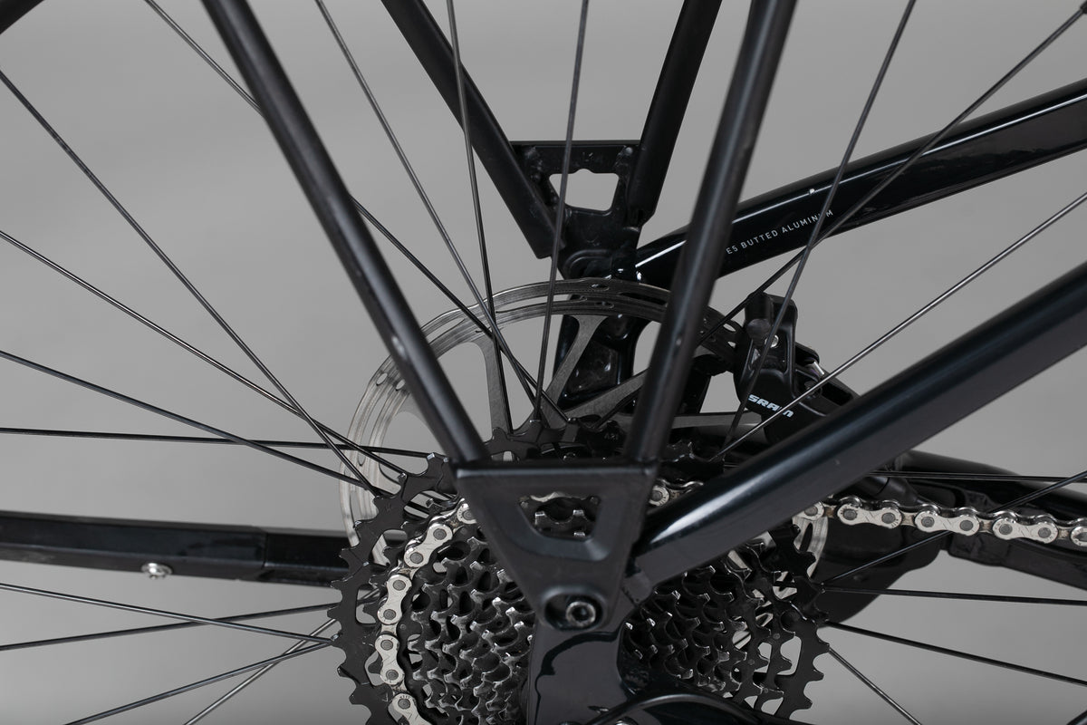 Specialized Turbo Vado 5.0 - käytetty sähköpyörä 158-171 cm ajajalle