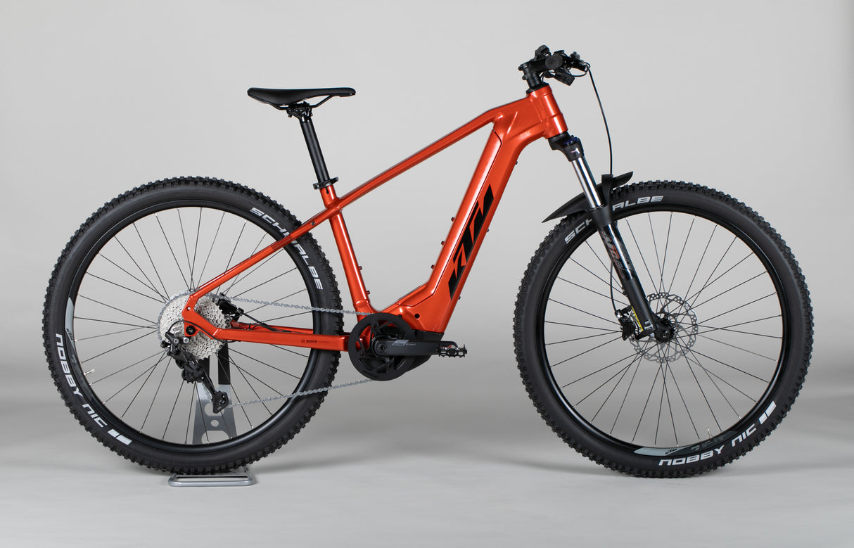 KTM Macina Team 793 - outlet-sähköpyörä 165-177 cm ajajalle