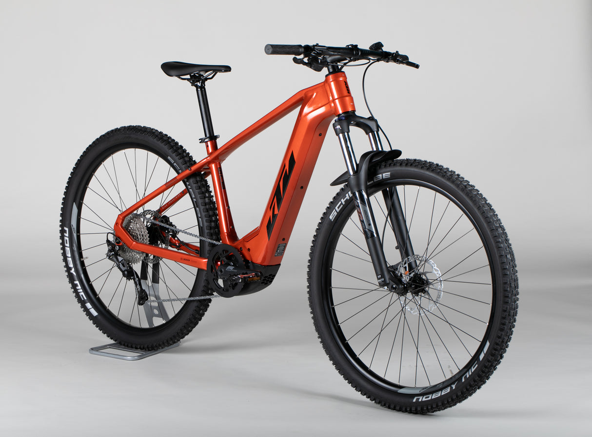 KTM Macina Team 793 - outlet-sähköpyörä 165-177 cm ajajalle