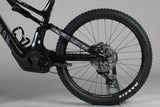 Canyon Spectral:On Cf 7.0 - käytetty sähköpyörä 183-192 cm ajajalle