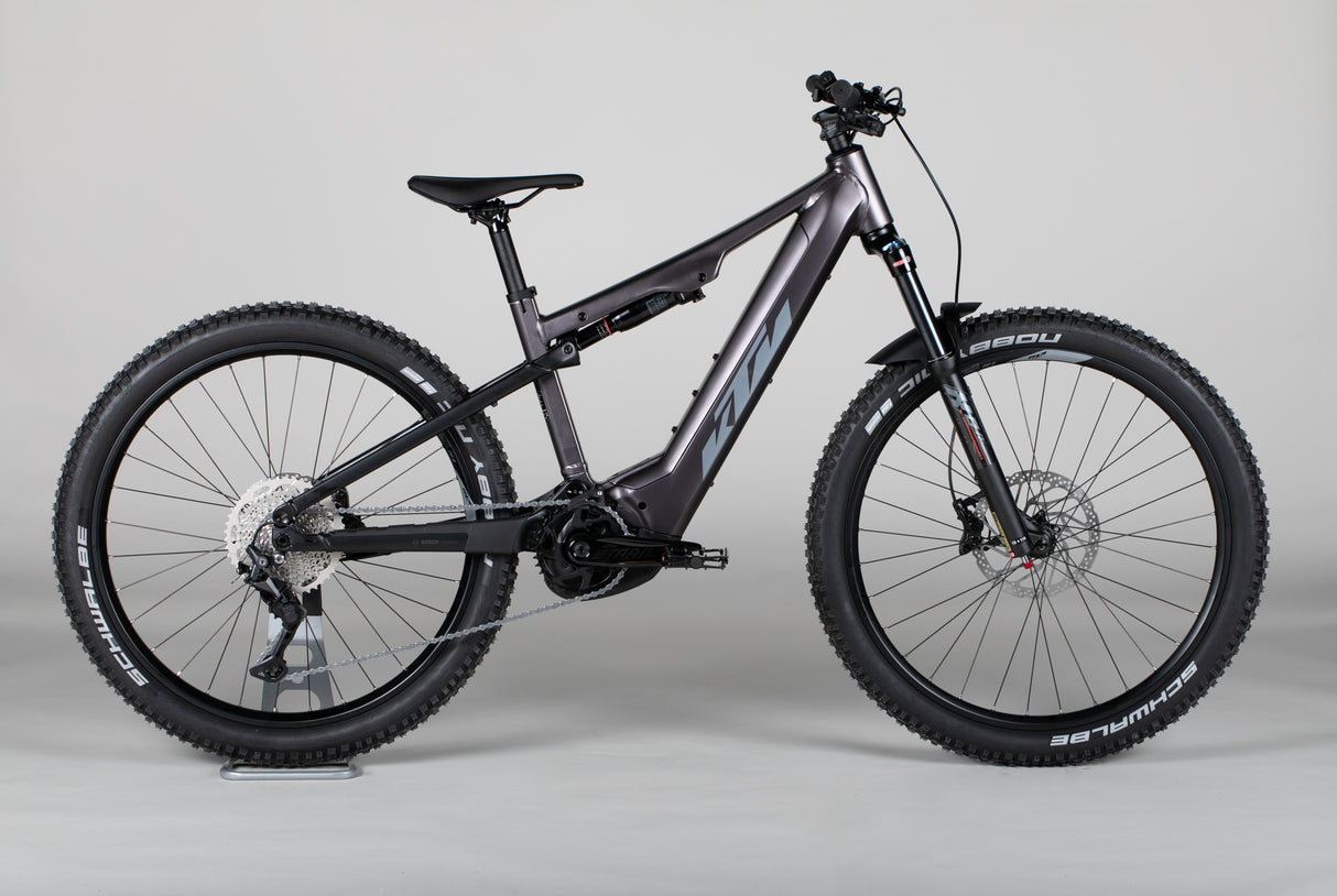 KTM Macina Lycan 571 - outlet-sähköpyörä 154-164 cm ajajalle