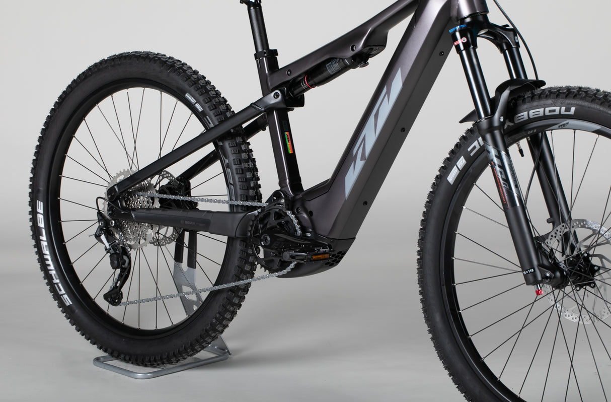 KTM Macina Lycan 571 - outlet-sähköpyörä 154-164 cm ajajalle