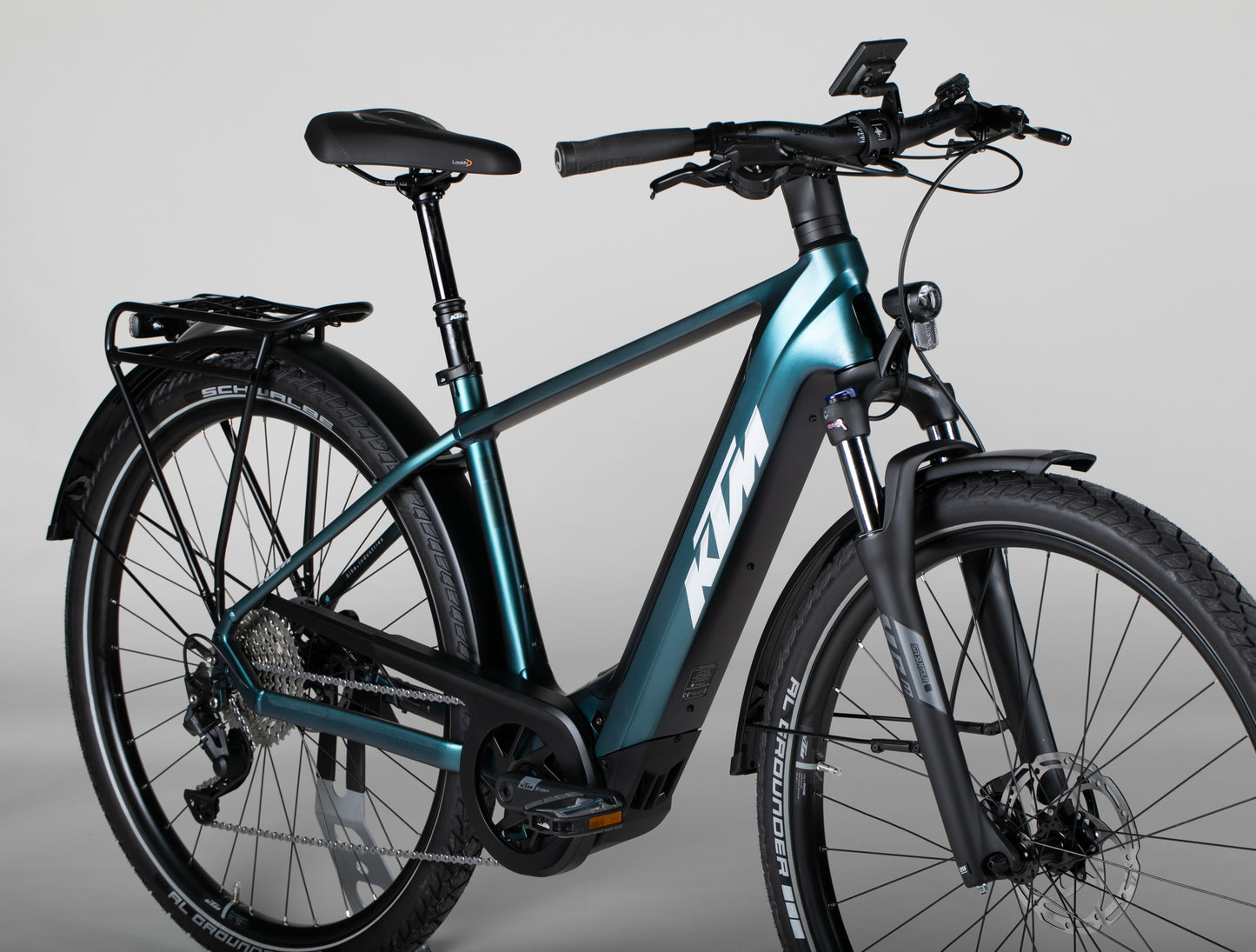 KTM Macina Gran 820 - outlet-sähköpyörä 165-169 cm ajajalle