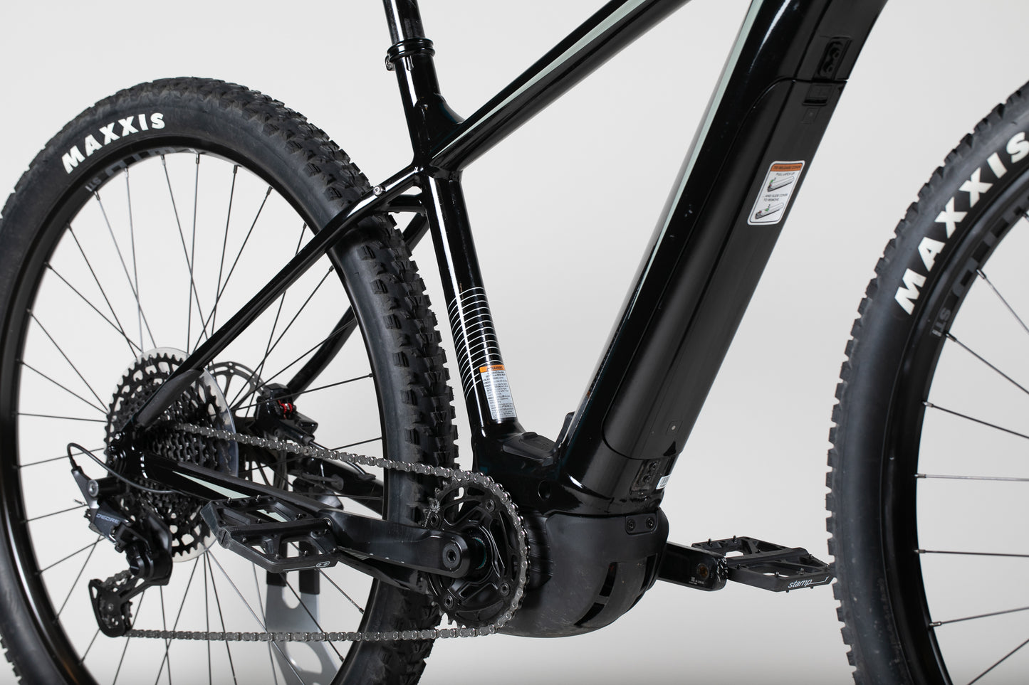 Cannondale Trail Neo 1 - käytetty sähköpyörä ajajalle 182-190