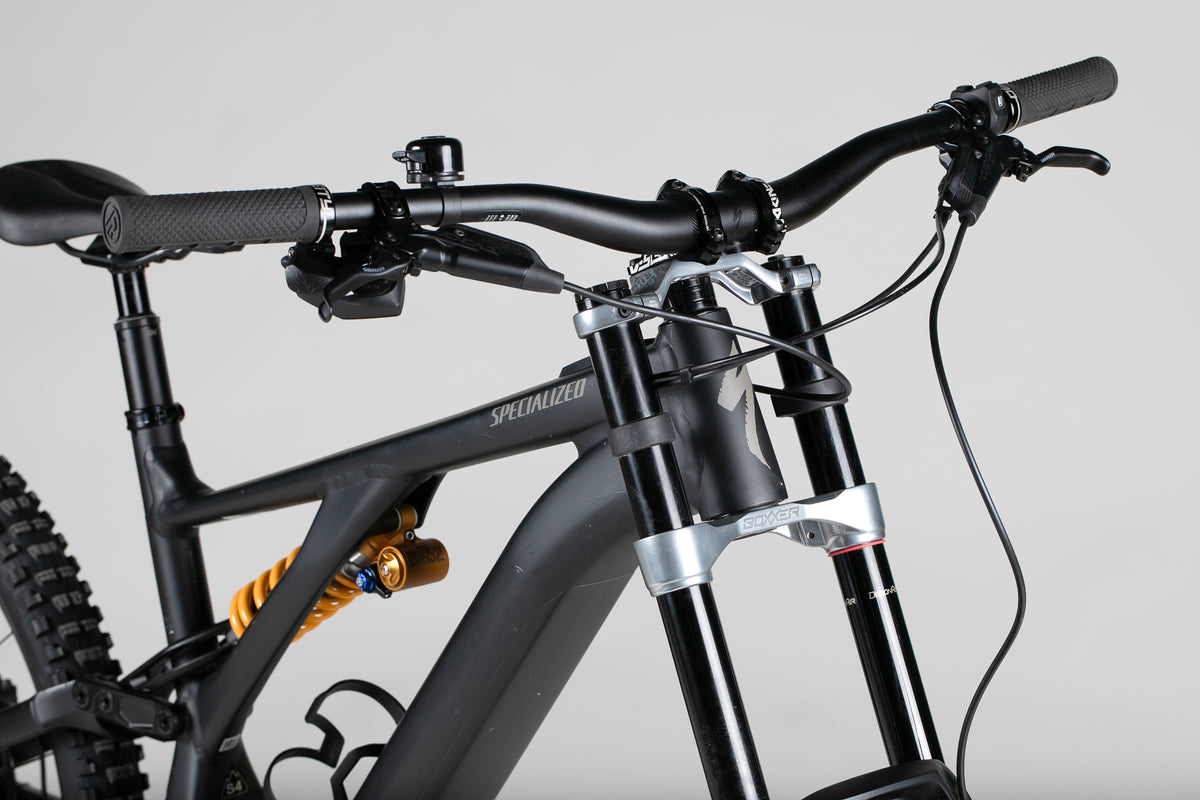 Specialized Turbo Kenevo Expert - käytetty sähköpyörä 177-189 cm ajajalle